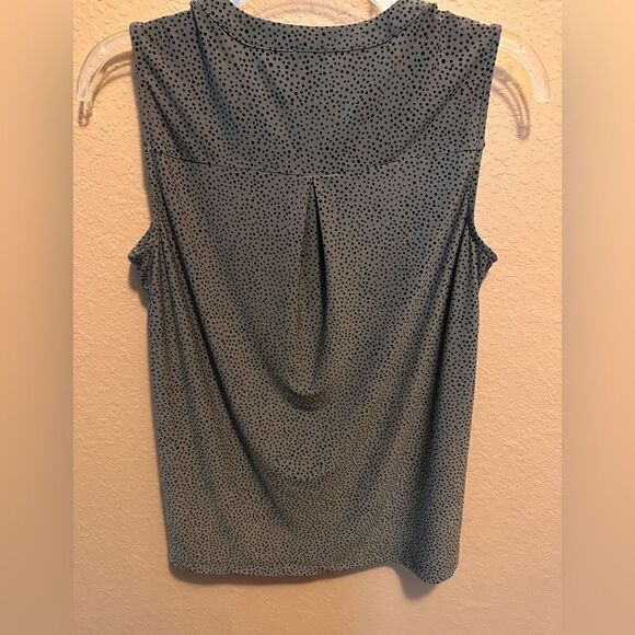 Anne Klein grey and black dotted blouse - Picture 2 of 8